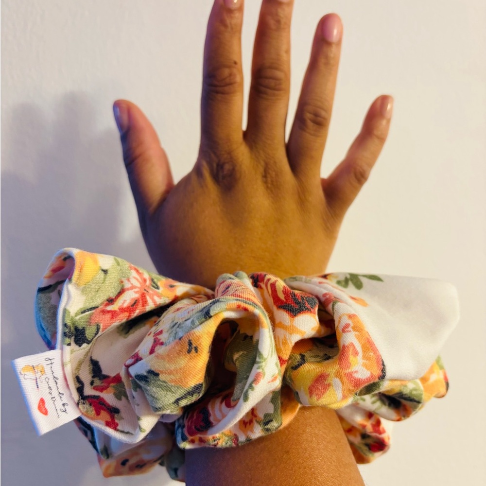 Jumbo Floral Scrunchie